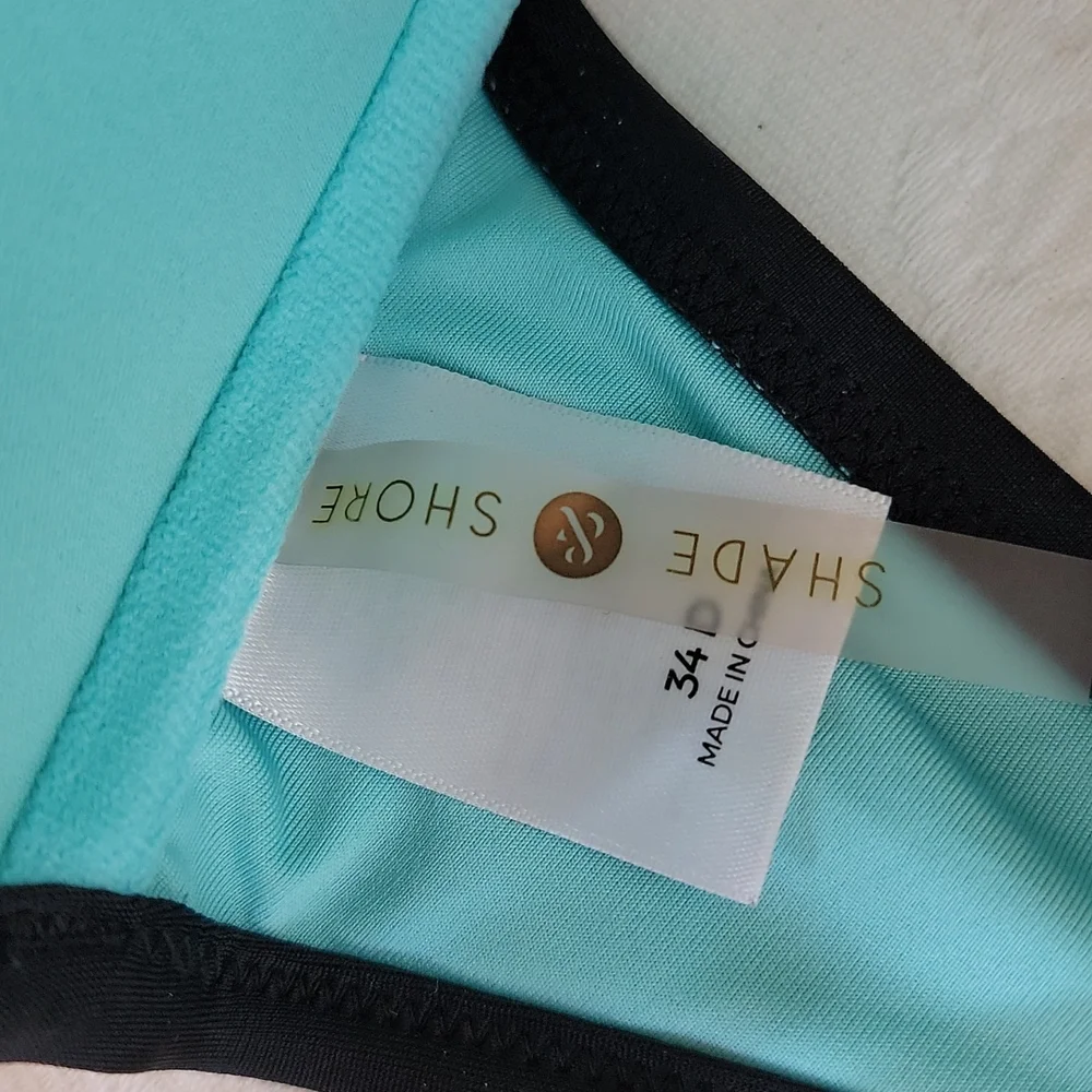 Shade & Shore Bikini Tops 34D - Picture 9 of 10